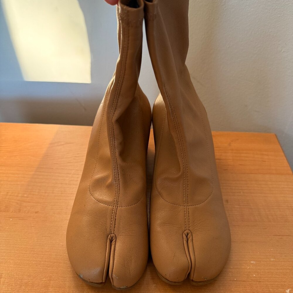MAISON MARGIELA Tabi Sock Boots Beige Leather Split Toe Block Heel Size EU 36.5